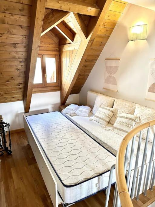 Duplex En Sallent de Gállego מראה חיצוני תמונה