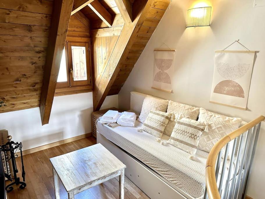 Duplex En Sallent de Gállego מראה חיצוני תמונה