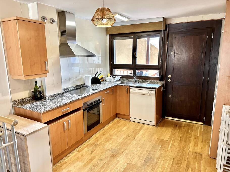 Duplex En Sallent de Gállego מראה חיצוני תמונה